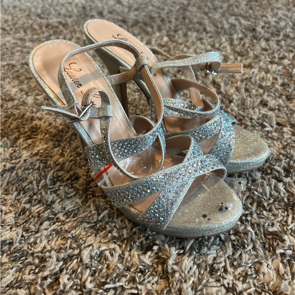 Lauren Lorraine Silver Sparkle Strappy Heels size 6.5
